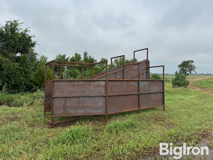 cattle-load-out-chute-image-5