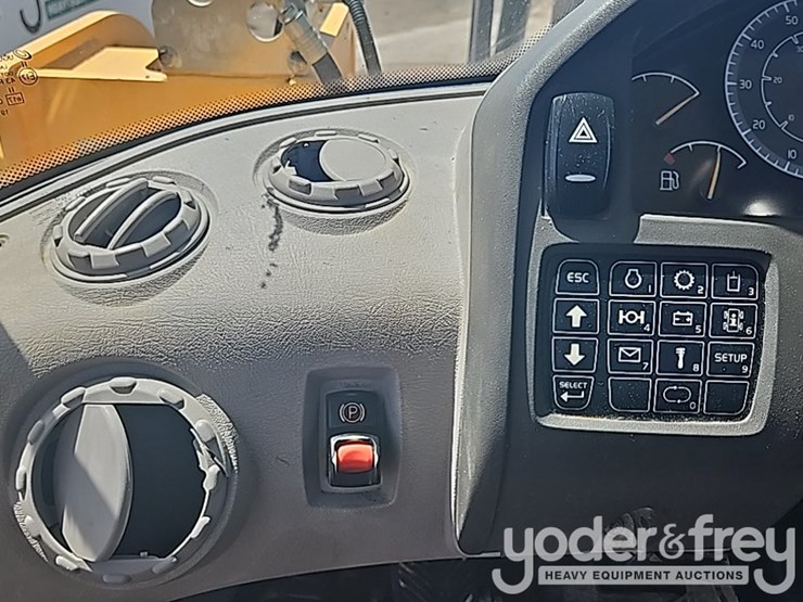 2018-volvo-l110h-image-67