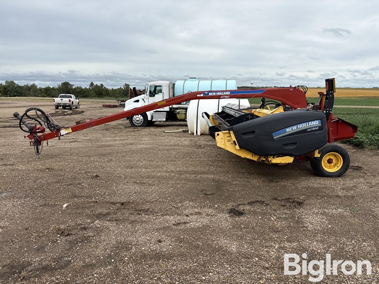 2014-new-holland-h7150-image-8