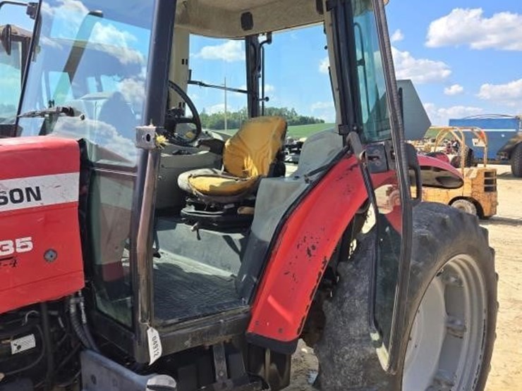 massey-ferguson-5435-image-14