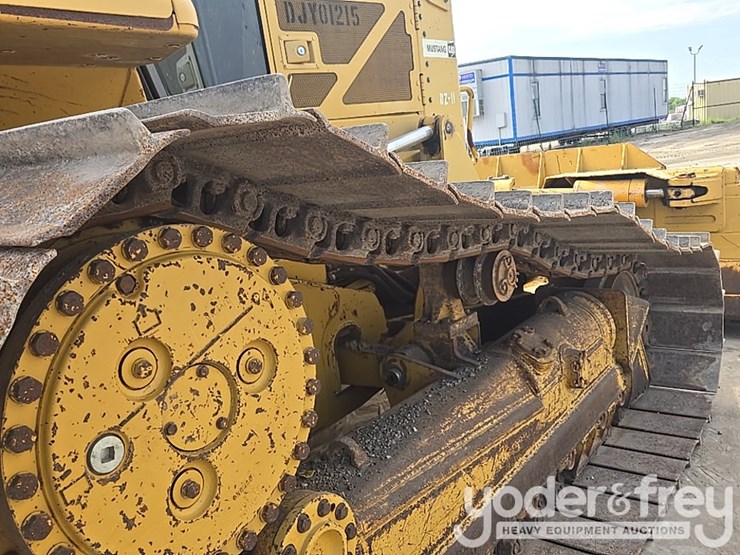 2008-caterpillar-d6n-lgp-image-25