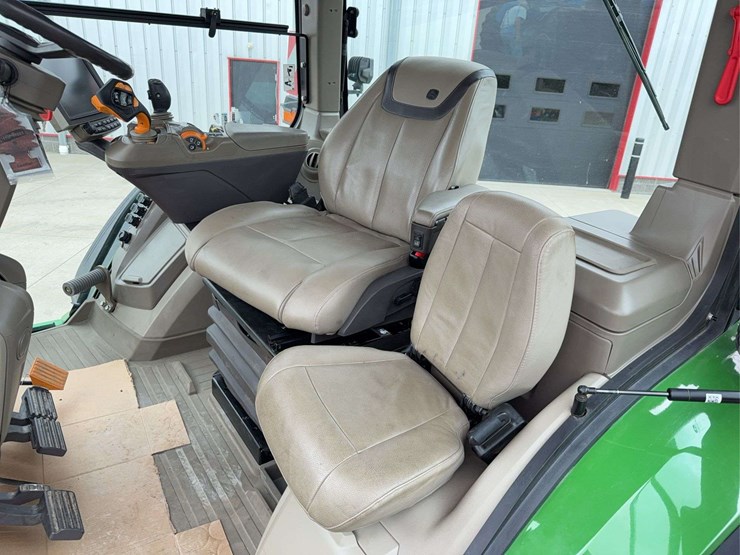 2021-john-deere-7r-350-image-39