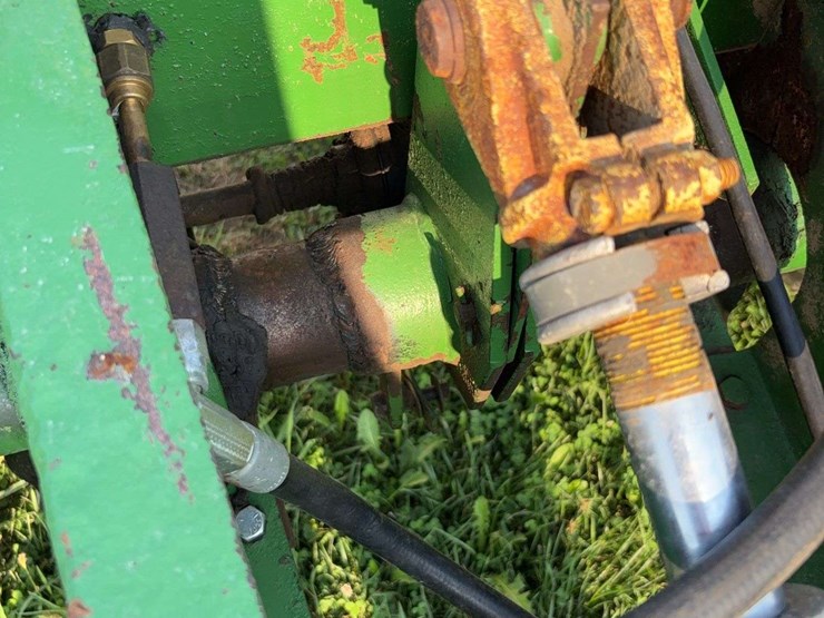john-deere-7000-image-8