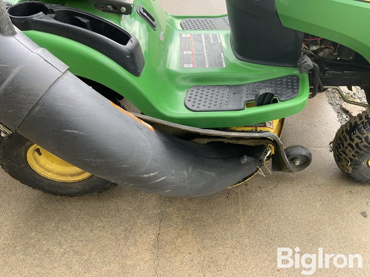 2015-john-deere-d110-image-16