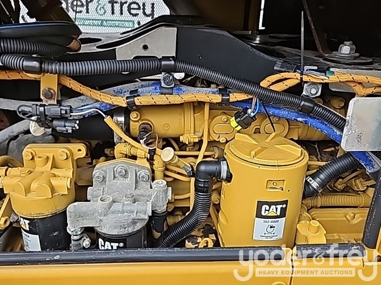 2019-caterpillar-d6n-lgp-image-35