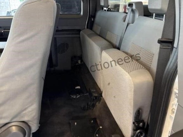 2012-ford-f250-image-26
