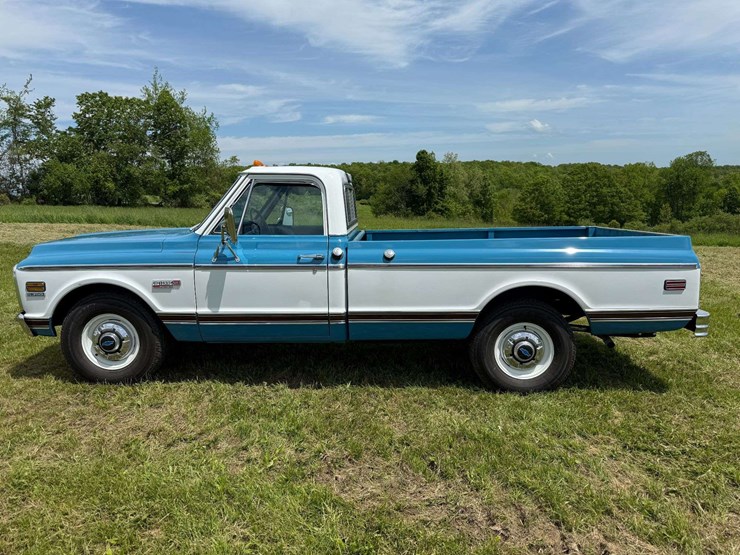 1972-chevrolet-c20-image-3