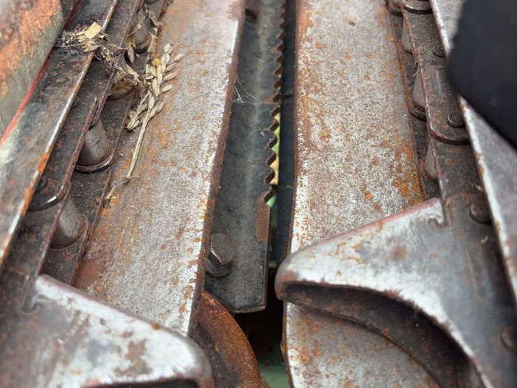 2024-massey-ferguson-863-image-7