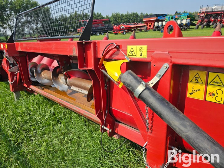 2015-case-ih-4412-image-14