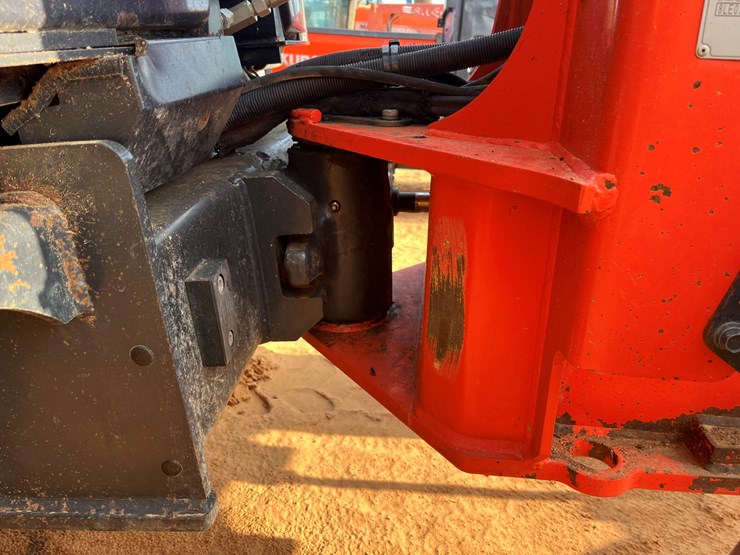 kubota-r630-image-4