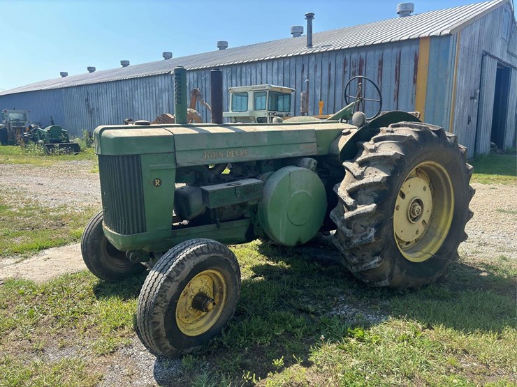 john-deere-r-image-1