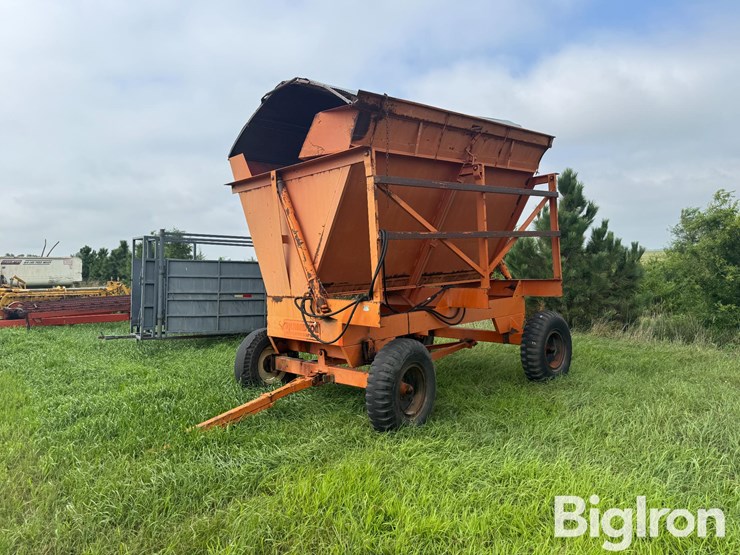 richadton-1200-harvest-wagon-image-1