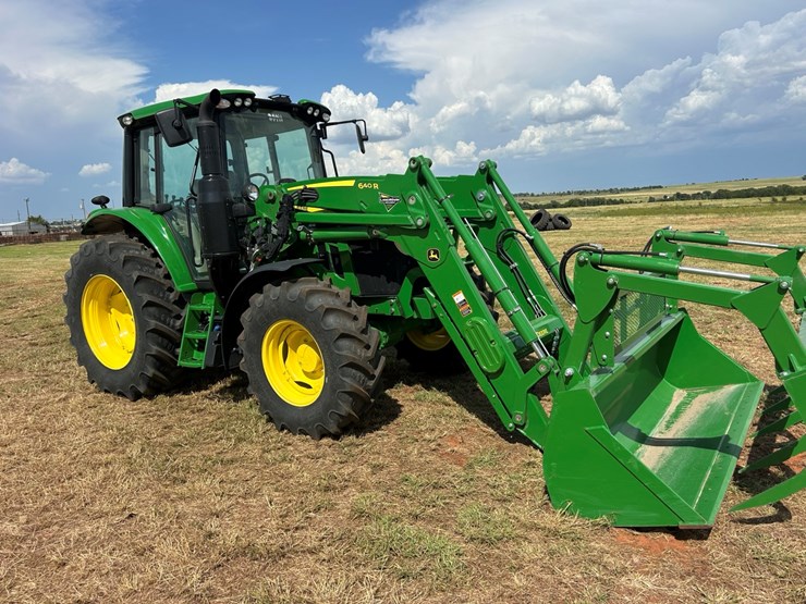 2023-john-deere-6120m-image-32