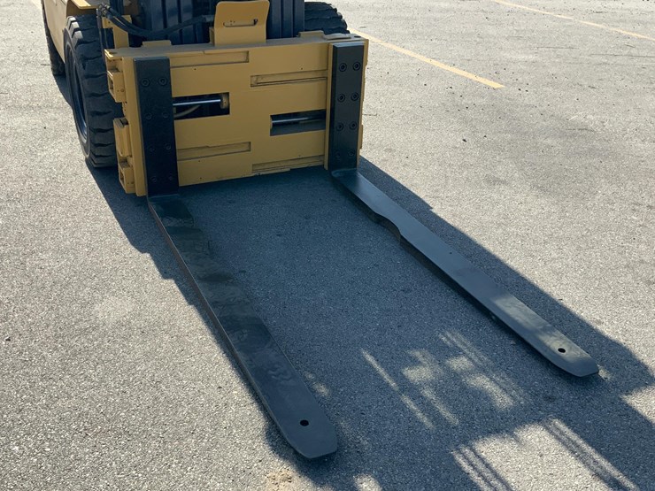 caterpillar-dp40-image-16