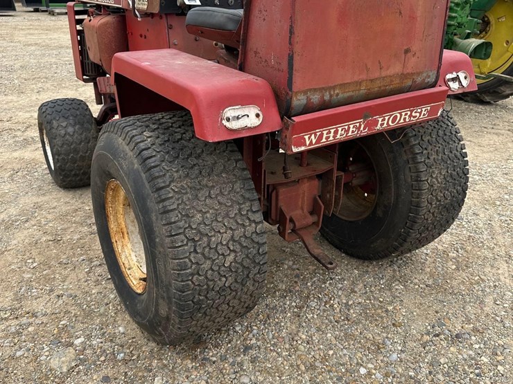 2003-wheelhorse-d200-image-5