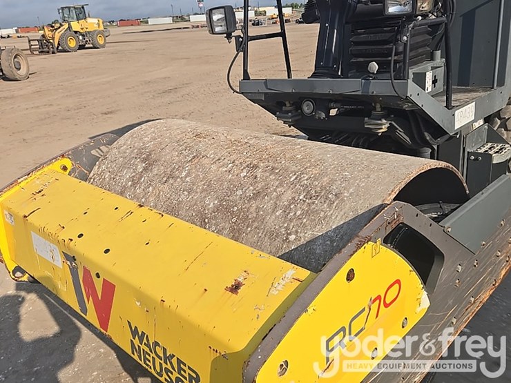 2019-wacker-neuson-rc70-image-9