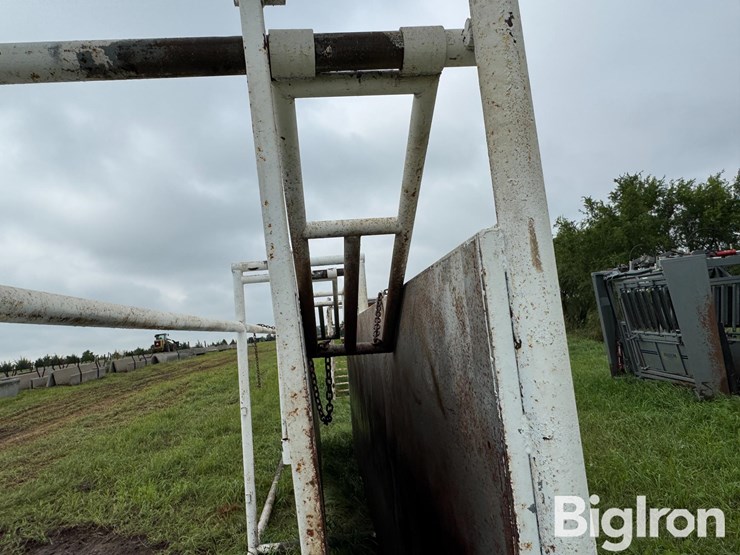 linn-post-&-pipe-cattle-alleyway-image-19