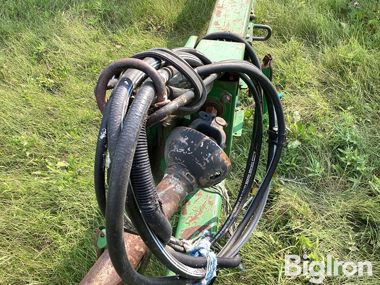 john-deere-3970-image-11