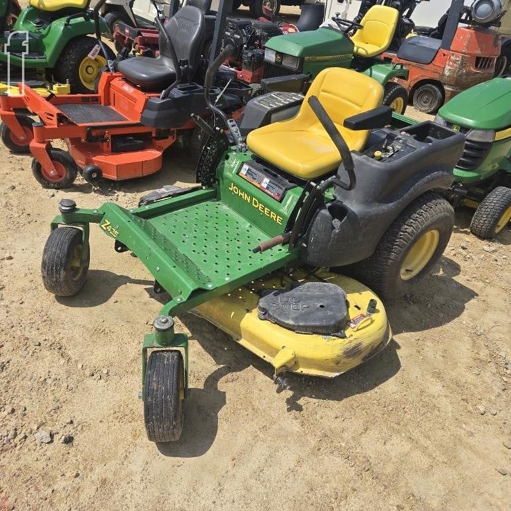 2009 JOHN DEERE Z425