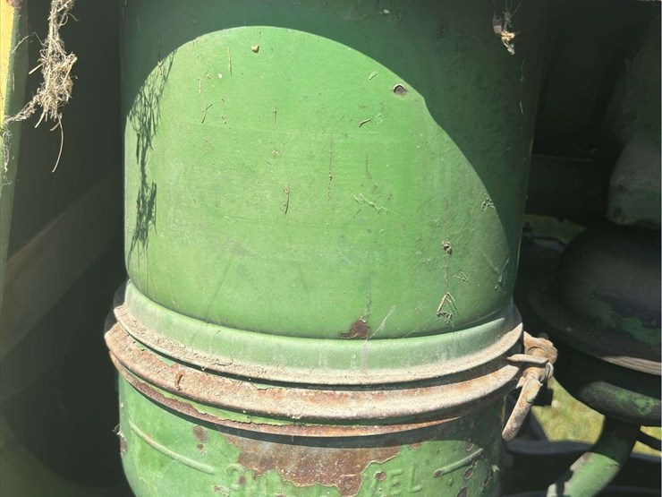 john-deere-720-image-22