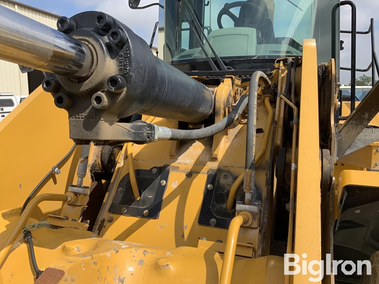 2017-caterpillar-950m-image-14