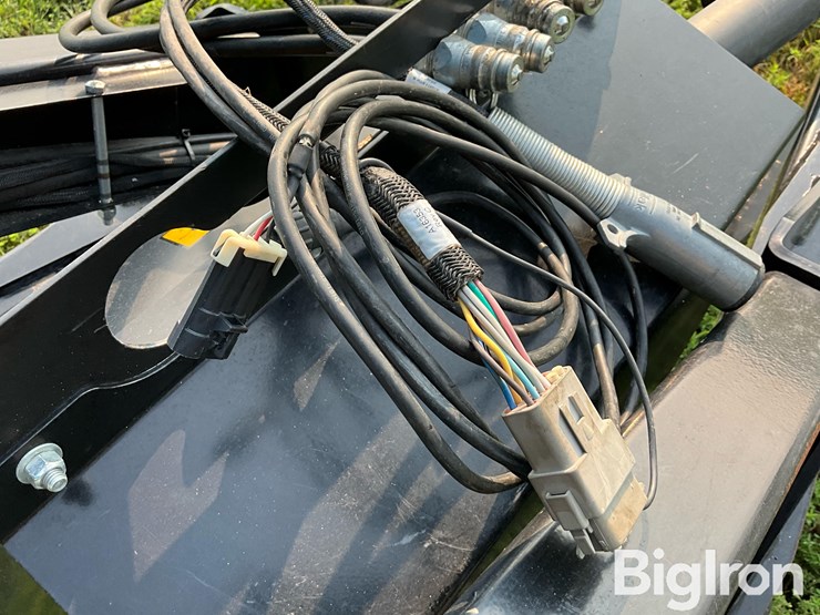 2017-kinze-1300-image-12