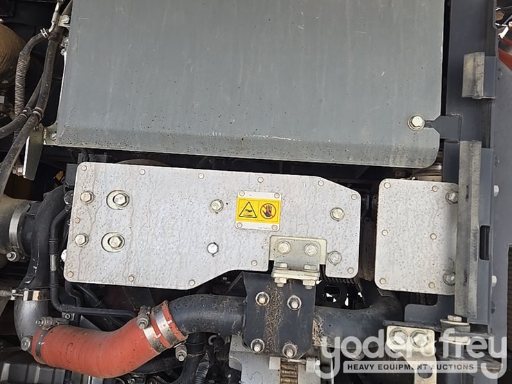 2017-komatsu-wa320-8-image-41