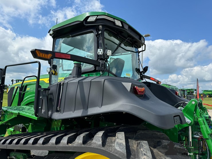 2022-john-deere-9rt-520-image-11