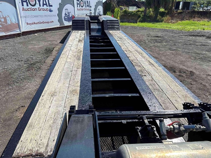 2022-globe-lowboy-image-3