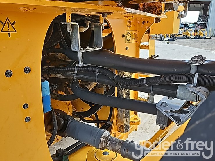 2014-volvo-l110h-image-29