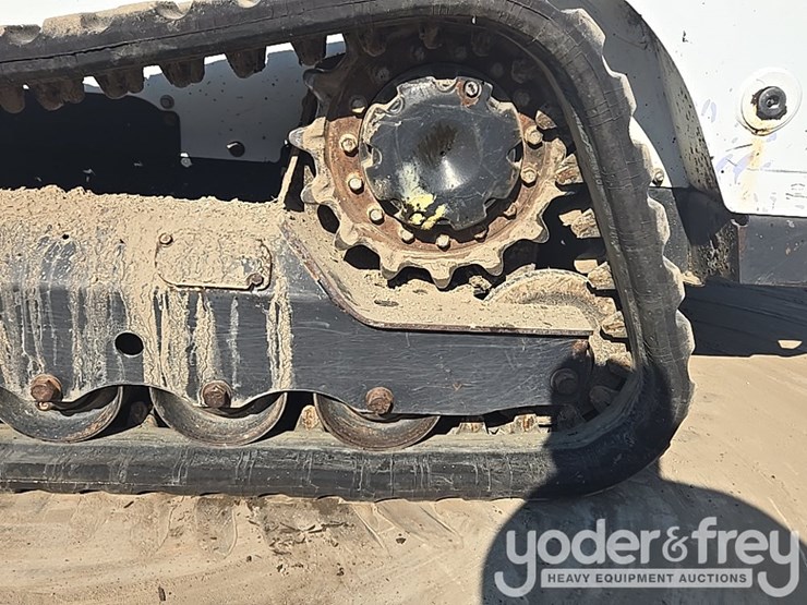 2019-bobcat-t590-image-19