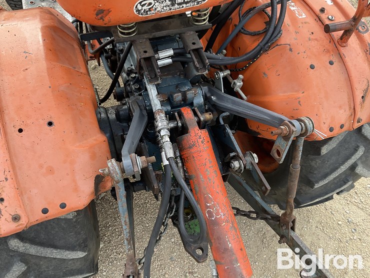 1976-kubota-b7100-image-14