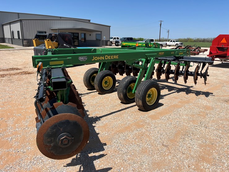 2013-john-deere-670-image-7