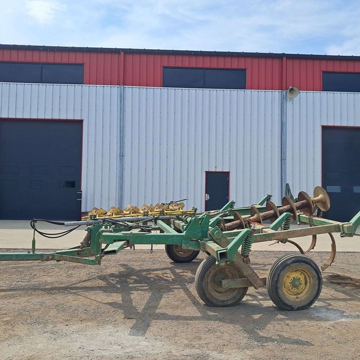JOHN DEERE 12