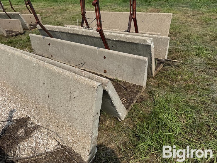 concrete-feed-bunks-image-19