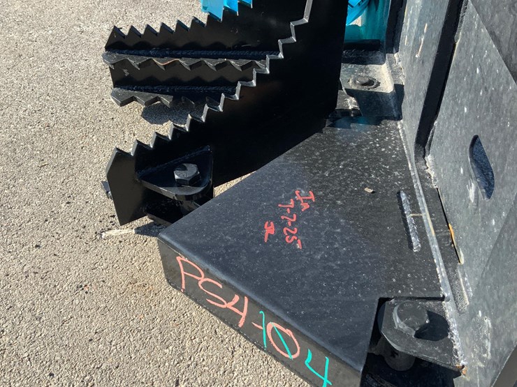 skid-steer-post-puller-attachment-image-9