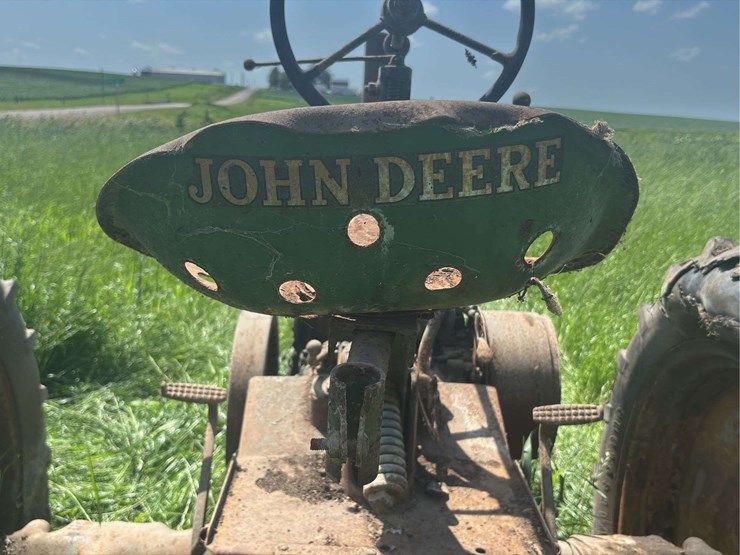 john-deere-h-image-34
