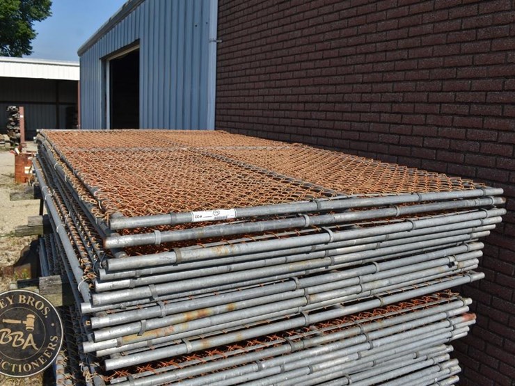 chain-link-perimeter-fence-44028-image-8