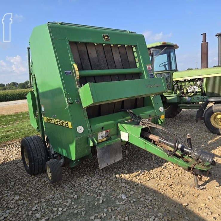 1989 JOHN DEERE 566