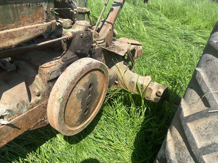 john-deere-h-image-37