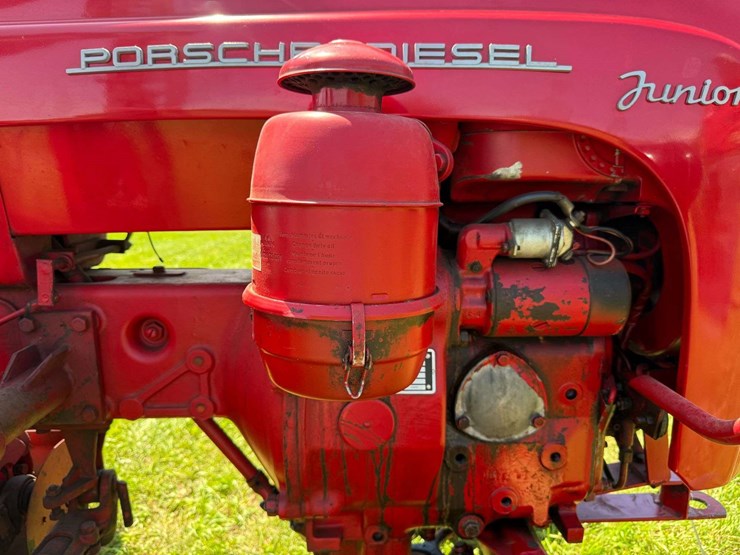 porsche-junior-image-21