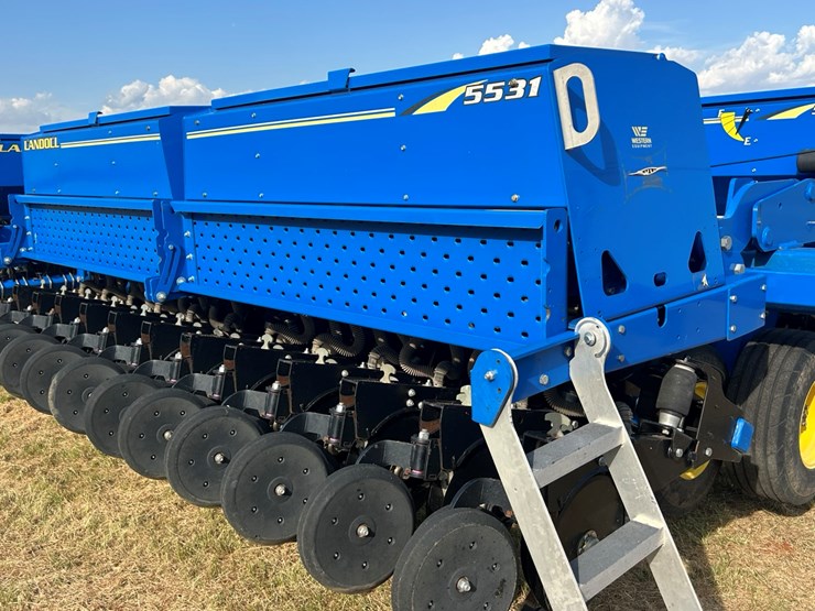 2020-landoll-5531-image-31