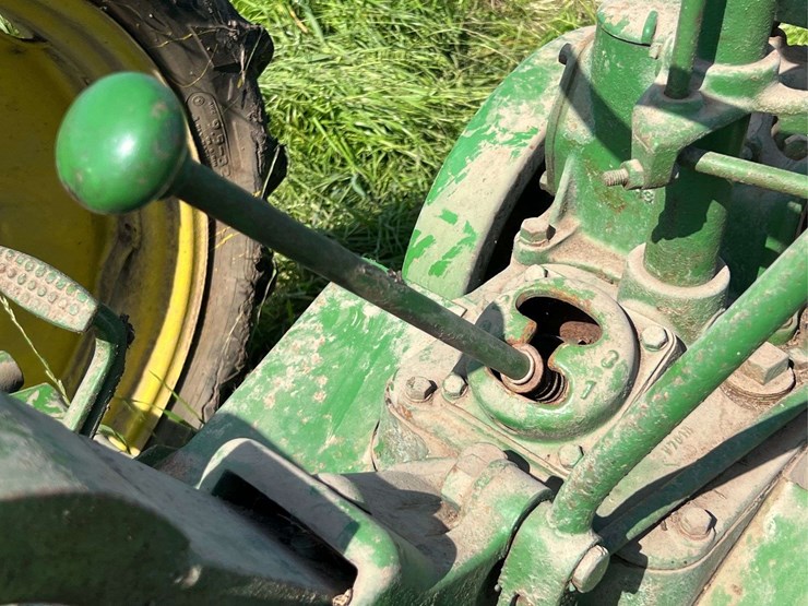 john-deere-h-image-37
