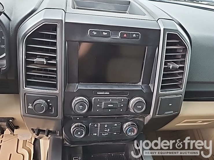 2018-ford-f150-xlt-image-45