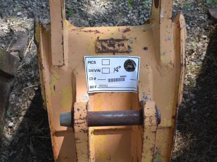 bucket,-trenching-excavator-bucket-44092-image-1