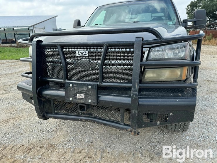 2006-chevrolet-2500hd-image-12