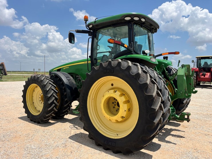 2010-john-deere-8345r-image-12