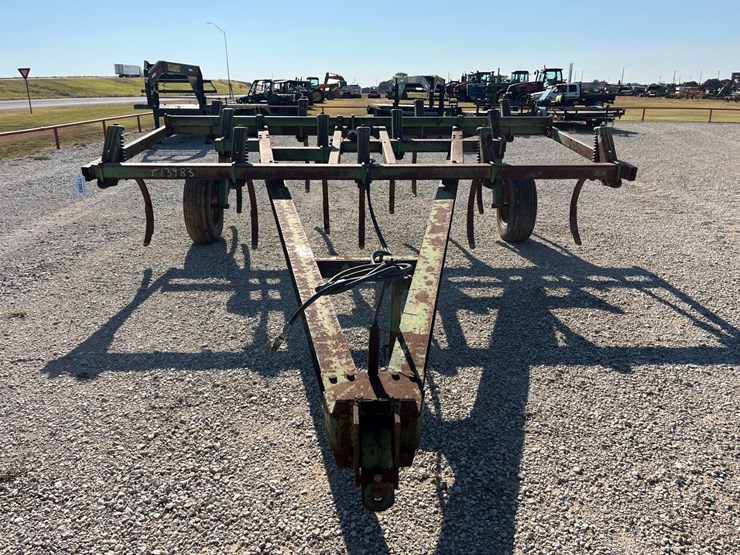john-deere-1610-image-3