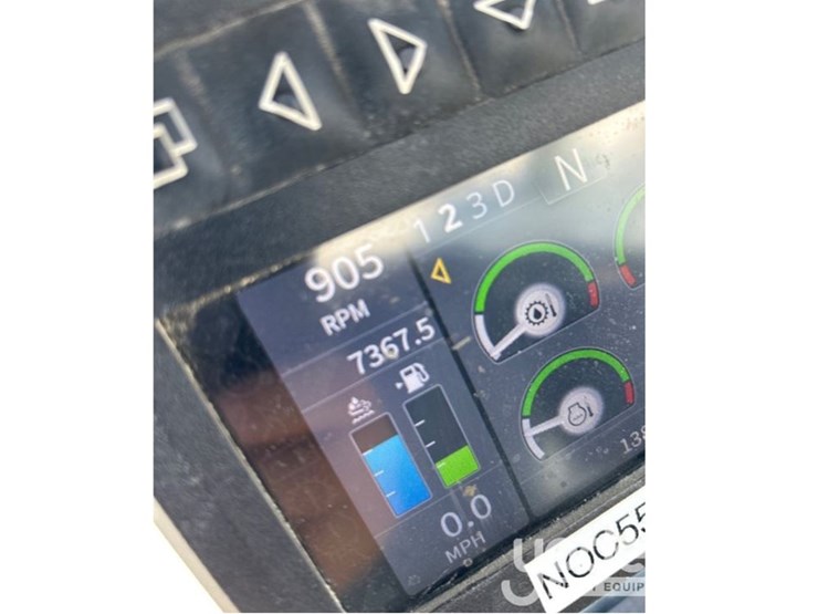 2019-deere-524l-image-4