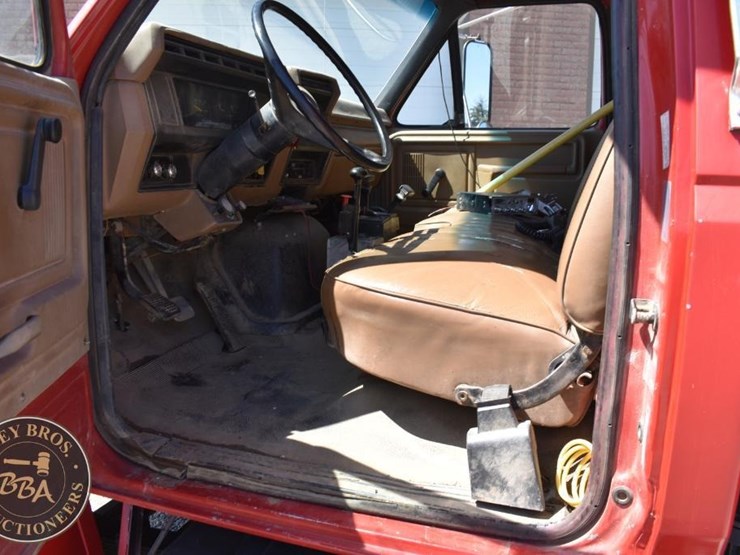 1989-ford-f800-image-23